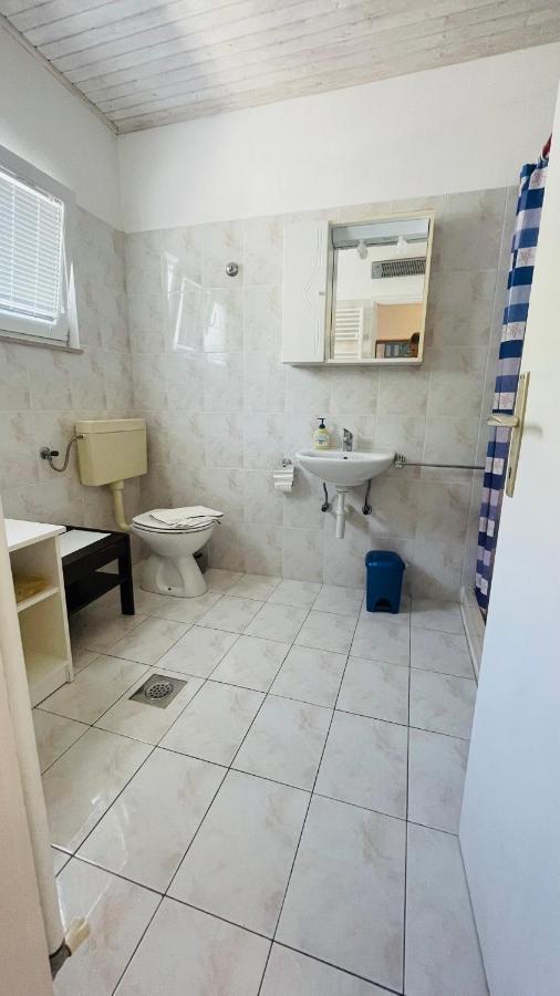 Apartments Danijela Lumbarda Ngoại thất bức ảnh